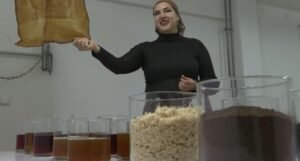 Bh. biodizajnerica Maja Halilović uzgaja bakterije i proizvodi materijale za odjeću i ambalaže