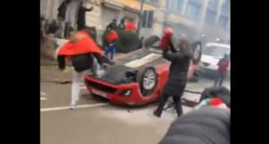 Haos u Briselu! Navijači Maroka palili automobile nakon pobjede nad Belgijom