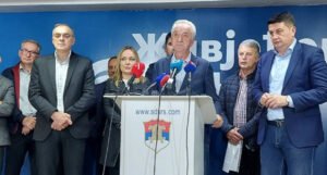 Šarović i članovi Predsjedništva SDS-a podnijeli ostavke