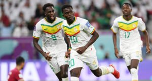 Novi poraz domaćina prvenstva, Senegal upisao prve bodove