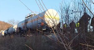 U Srbiji jutros još jedan voz iskliznuo sa šina, prevozio je cisterne s propanom