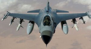 Biden isključio mogućnost slanja Ukrajini borbenih aviona F-16