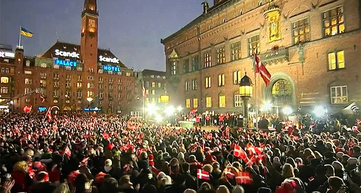 Više hiljada ljudi dočekalo danske rukometaše u Kopenhagenu