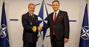 “Članstvo BiH u NATO realna opcija”: Bećirović razgovarao s admiralom Bauerom