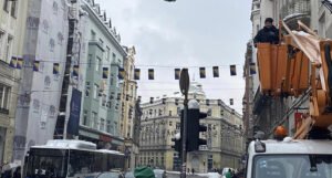 Počelo ukrašavanje ulica povodom Dana nezavisnosti Bosne i Hercegovine