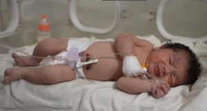 Ovo je beba rođena ispod ruševina, cijela porodica joj je poginula u zemljotresu