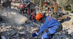 Ministar objavio koliko ljudi je poginulo u zemljotresima u Turskoj