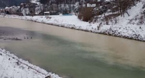 Novi ekološki incident u BiH, građani dojavili da je rijeka promijenila boju