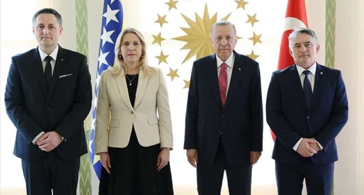 Erdogan iza zatvorenih vrata razgovarao sa članovima Predsjedništva BiH