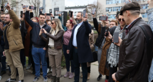 Novinari se okupili u Banjoj Luci u znak podrške kolegi Nikoli Morači
