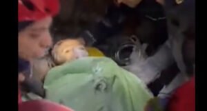 Objavljen snimak spašavanja sestara koje su ispod ruševina provele 100 sati