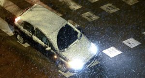 Znate li kolike su kazne za neočišćen snijeg na vozilima u saobraćaju?