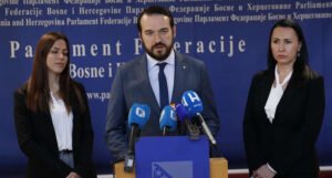 Čavalić kaže da se sporazum sa SDA i DF-om neće odnositi na više nivoe