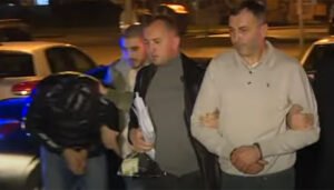 Ovo je dvojac koji je osumnjičen da je u Zagrebu ukrao Mercedes od 200.000 eura i dovukao u BiH