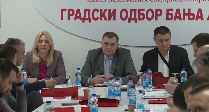 Tinja u SNSD-u, Dodik gasio potencijalni “požar” u Banjaluci
