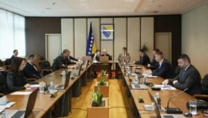 Vijeće ministara BiH skinulo s dnevnog reda putovanje s ličnim kartama po regiji