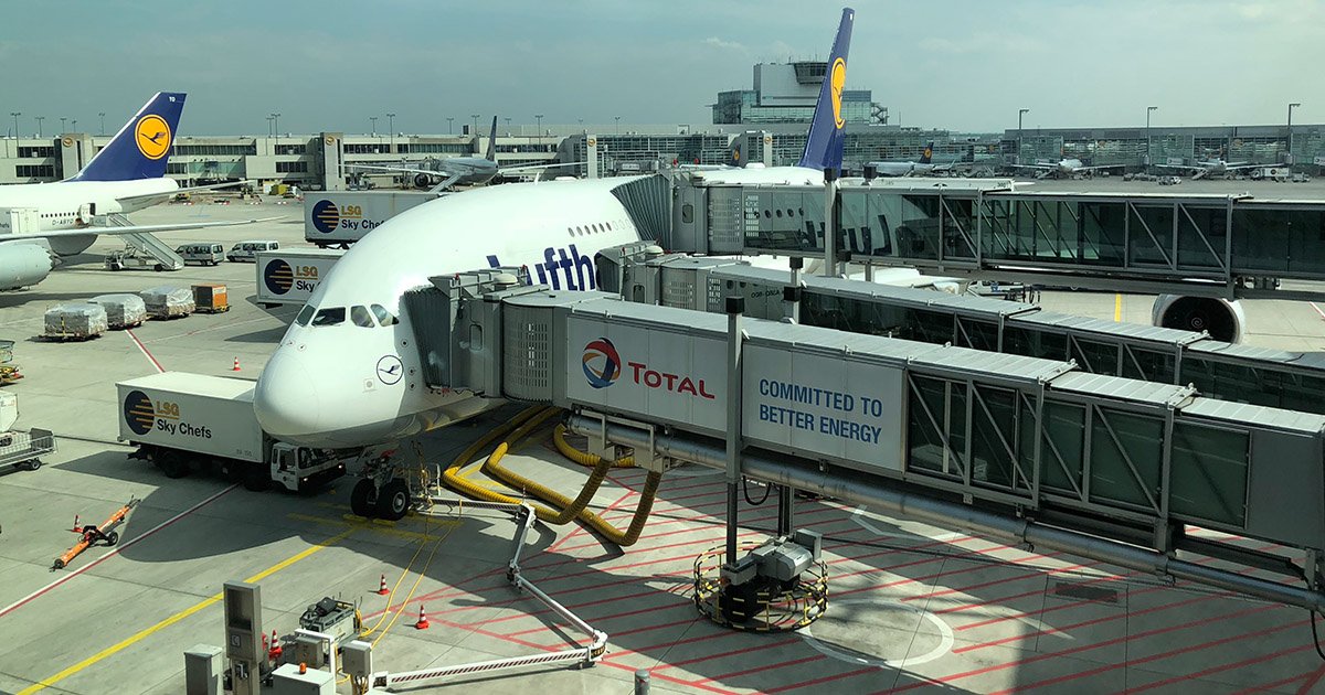 Putnik iznenada umro na letu za Njemačku: “Iskašljao je litre krvi”