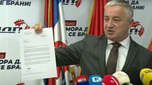 Borenović pokazao pismo koje je dobio od Borella: “Dodik laže! BiH je uvela sankcije Rusiji””