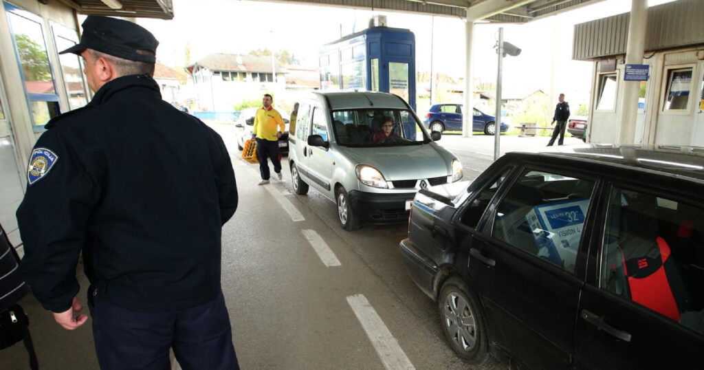 Državljani BiH krijumčarili Turke u Hrvatsku, pomagali im hrvatski carinici