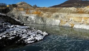 Ekolozi se jedini bore protiv rudnika uglja, potok teško zagađen