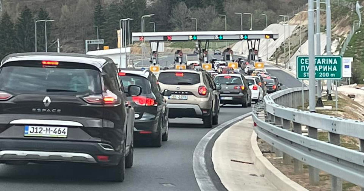 Je li bolje kupiti noviji polovni auto s većom kilometražom ili stariji s manjom?