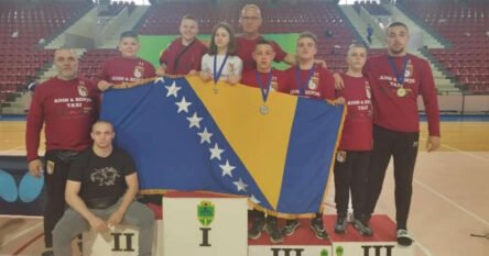Hrvači “Bosne” osvojili četiri medalje na turniru u Puli