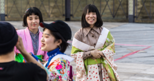 Japanci uče na kursu kako da se ponovo osmjehuju, zaboravili u pandemiji