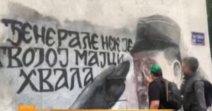 Nakon masovnih ubistava: Ponovo krenuli brisati murale zločinca Ratka Mladića