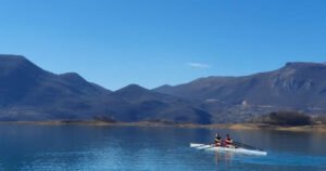 U nedjelju se na Ramskom jezeru očekuje više od 160 veslača na regati