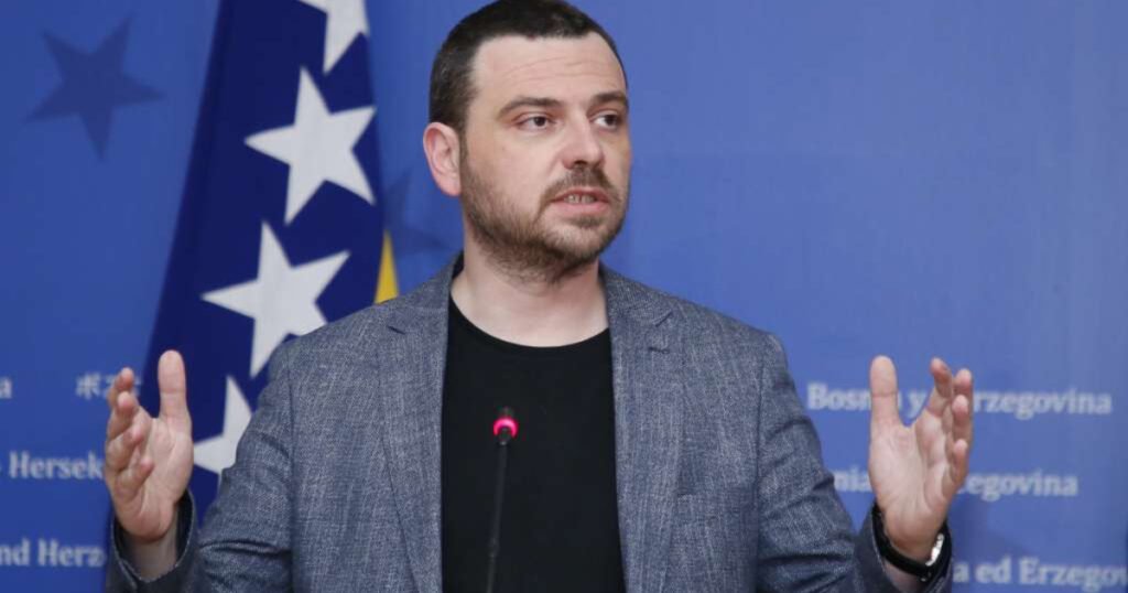 Magazinović: Brutalno se zloupotrebljava priča o Rezoluciji, nešto se krije u pozadini