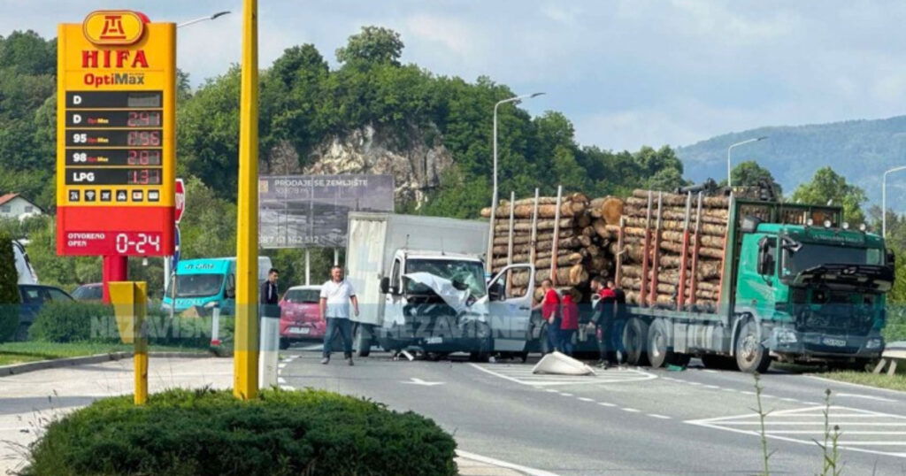 Sudar dva kamiona na putu Doboj – Zenica, velike gužve