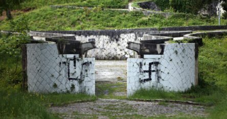 Guardian pisao o Partizanskom groblju u Mostaru: “Neki političari bi voljeli da nestane”