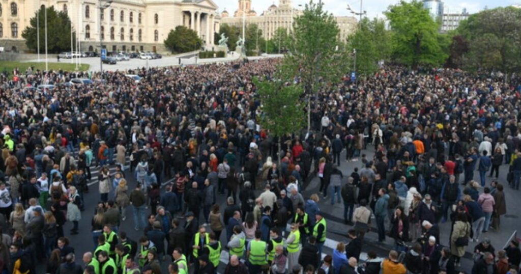 Novi veliki protest u Beogradu: “Ljudi se više ne boje Vučićevog nasilja”