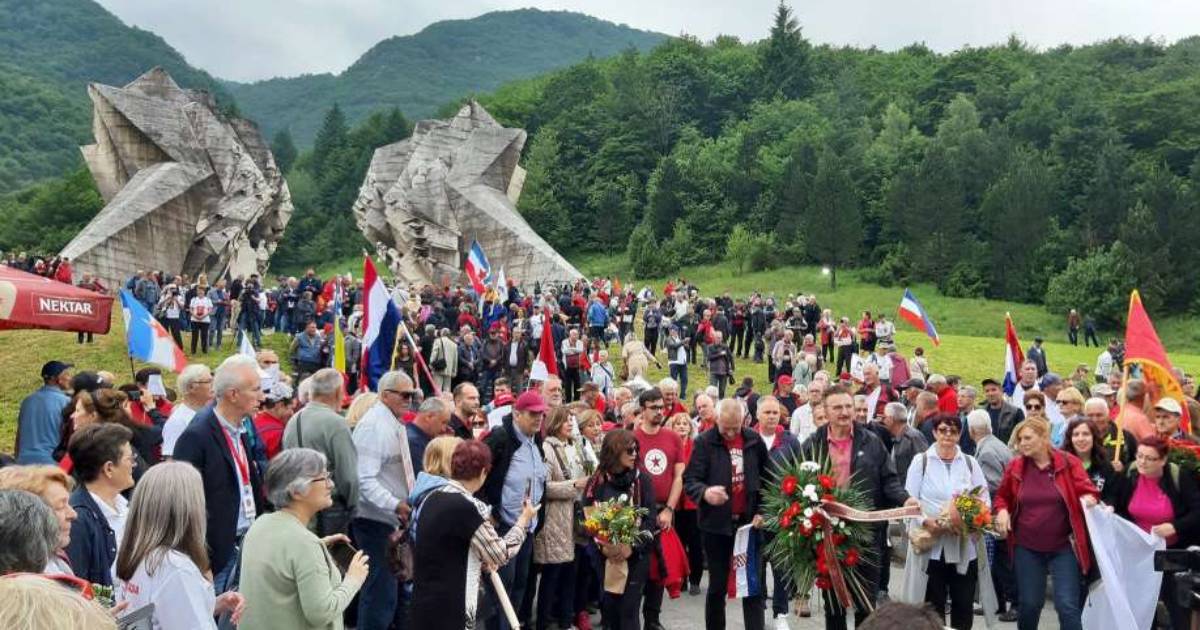 Na Tjentištu Obilježena 80. Godišnjica Bitke Na Sutjesci: "Sve Je Više ...