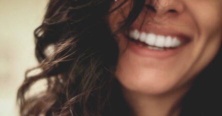 Od anemije do bolesti bubrega: Pet stvari koje zubi mogu otkriti o našem zdravlju