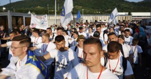 Hiljade učesnika “Marša mira” stiglo u Potočare
