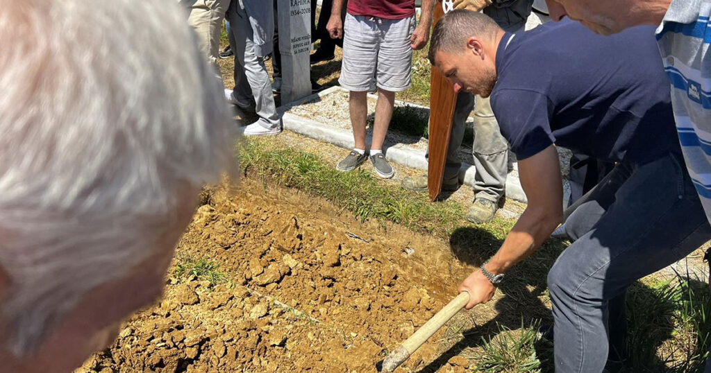 Edin Džeko zbog dženaze stigao u Sarajevo iz Istanbula