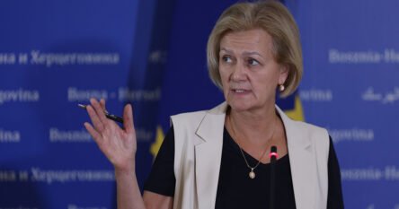 Eichhorst: Vlastima RS upućena jasna poruka, EU je spremna povući crtu