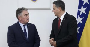 Komšić i Bećirović traže da se ambasador BiH u Srbiji hitno pozove na konsultacije
