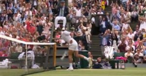 Đoković izgubio živce nakon poena koji je odlučio finale Wimbledona