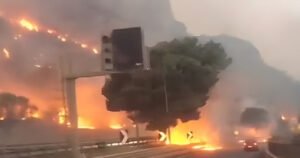 Najmanje petero mrtvih u požarima i oluji u Italiji, dvoje ljudi izgorjelo u kući