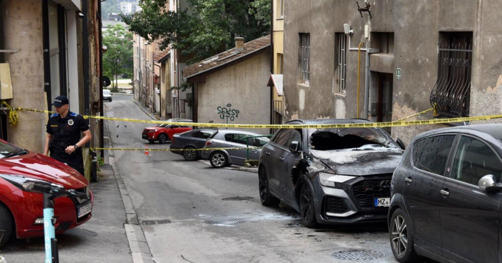 U Sarajevu izgorio automobil Denisa Stojnića