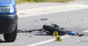 U sudaru s automobilom poginuo motociklista u Ilijašu
