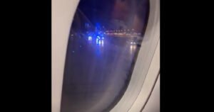 Žena preminula na letu iz Tuzle za Dansku, avion prinudno sletio