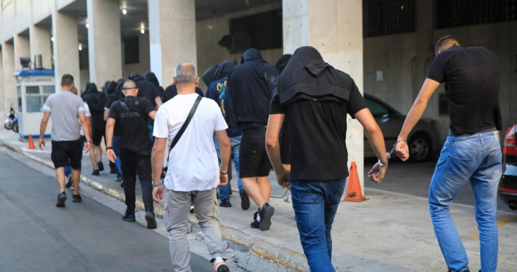102 navijača Dinama i dalje u grčkim zatvorima, uhapšen Grk koji bi mogao biti upleten u ubistvo
