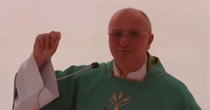 Nakon skandalozne propovijedi fra Mate Vincetića oglasili se iz Vrhbosanske nadbiskupije