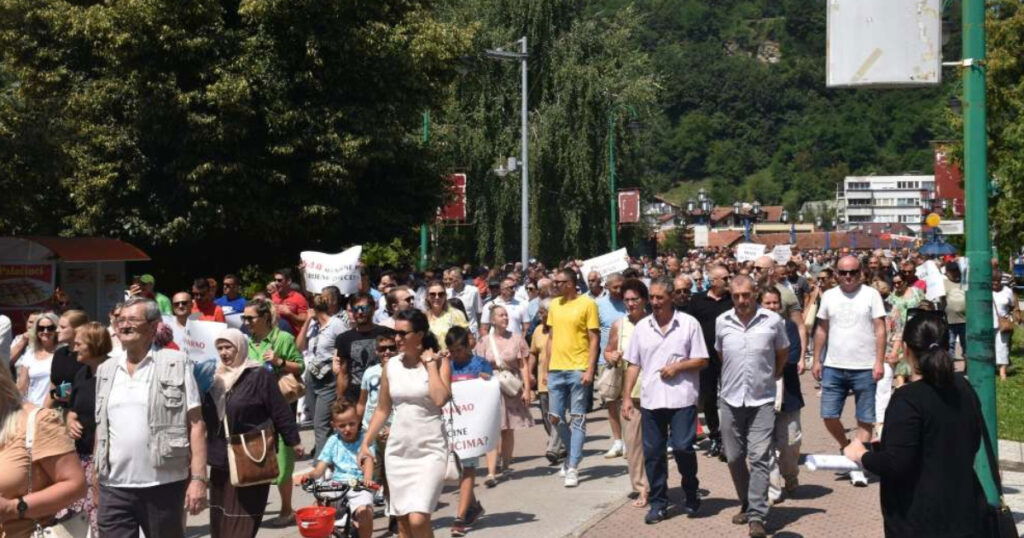 protest gorazde optuznica arbih