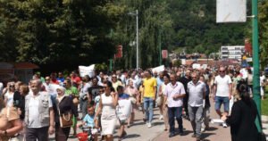 Građani protestovali zbog optužnica protiv 13 pripadnika Armije RBiH, dolaze i u Sarajevo