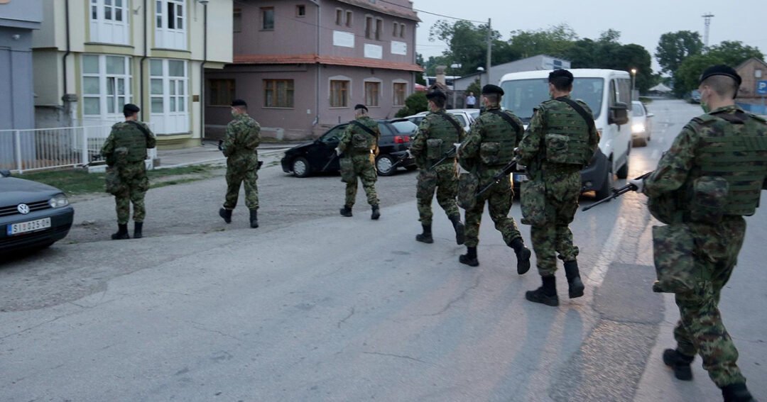 Vojska Srbije raspoređena u Adaševce i Šid zbog migranata