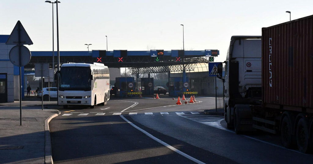 Na graničnom prijelazu u Slavonskom Brodu tijekom večeri očekuju se veće gužve i duža čekanja